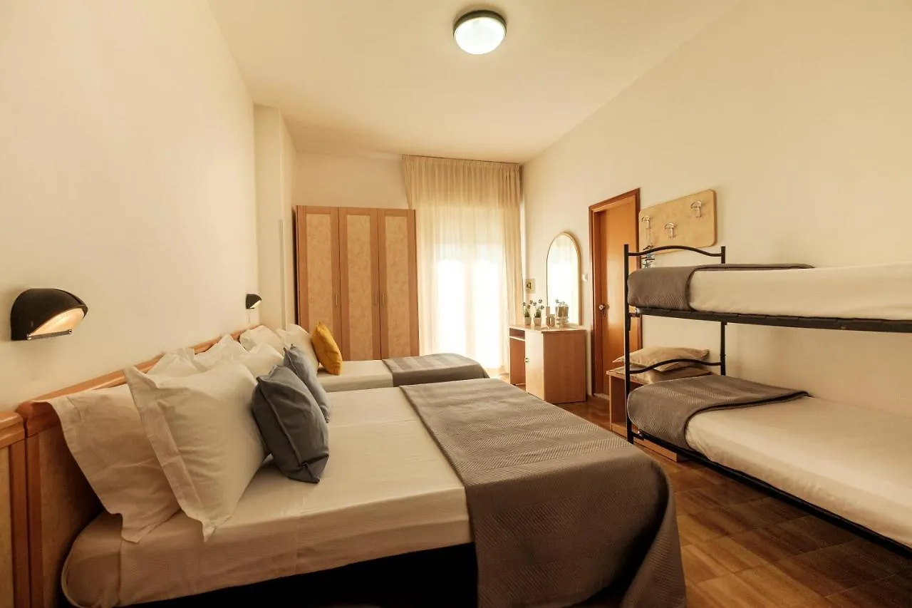 Hotel Oceanic Rimini 3*,