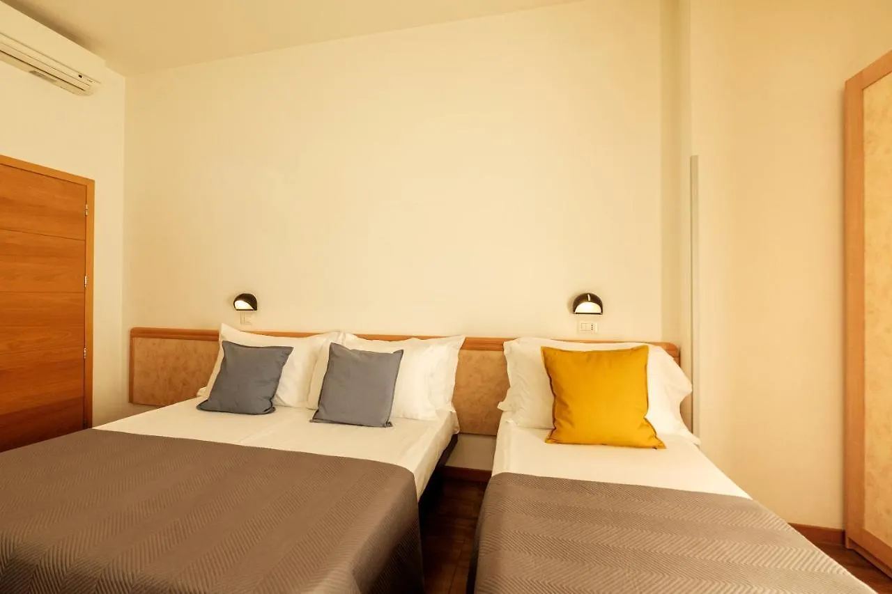 ***  Hotel Oceanic Rimini Olaszország